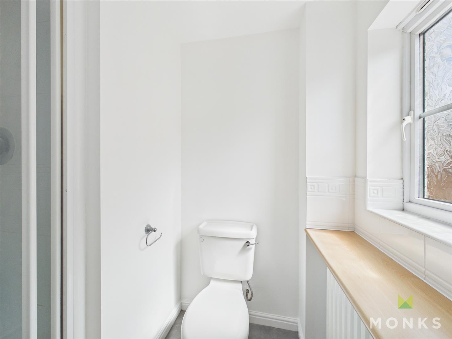 27 Sweeney Drive, Oswestry, SY10 9RH For Sale